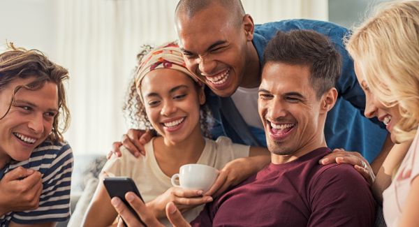 Jóvenes disfrutando la experiencia